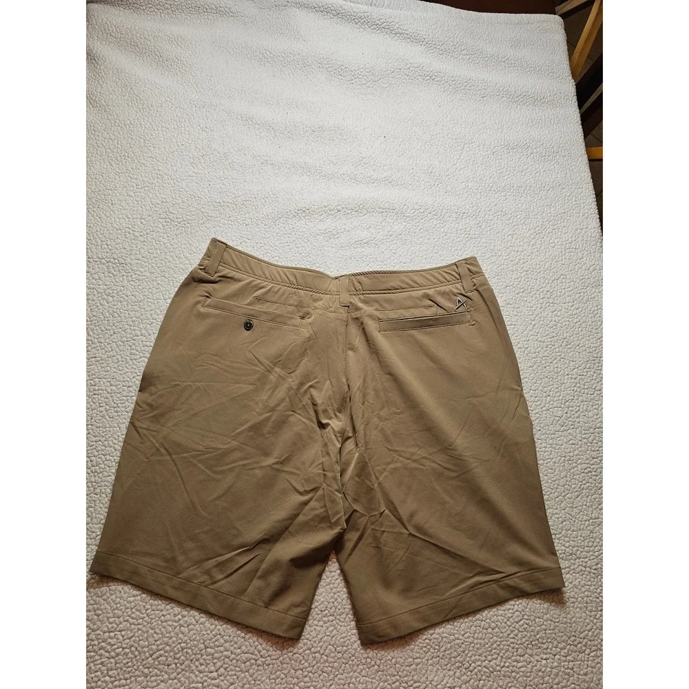 Arctic Cool Mens Tan Khaki Instant Cooling Performance Golf Shorts Size 38